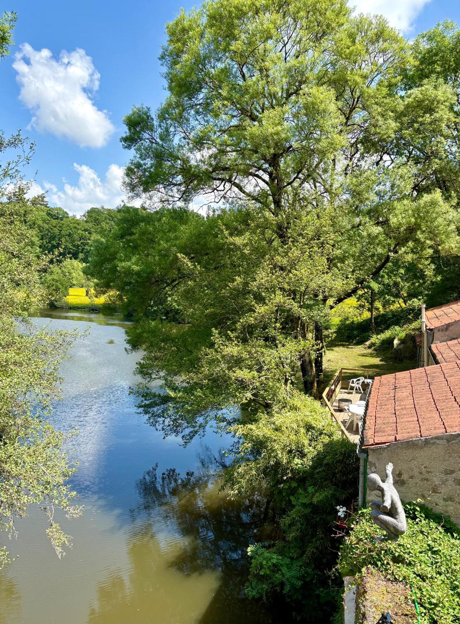 ChanverrieLe Moulin Du Guy, Proche Du Puy Dufou住宿加早餐旅馆 外观 照片